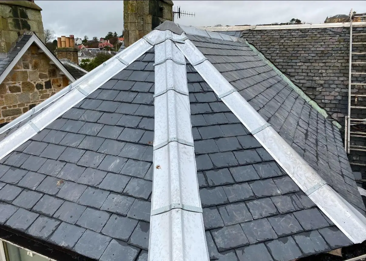 Slate & Tiling​